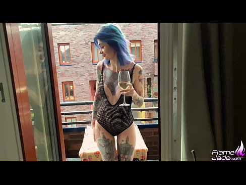 ❤️ Ọdọmọbinrin ti o tobi pupọ ti o mu pẹlu ikun ati aibikita ni itara labẹ Ọrun Ṣii ❤️❌ wa %yo.hentai-menu.ru ﹏